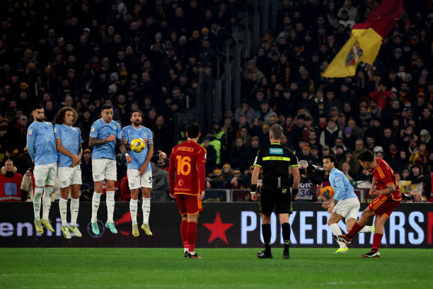 足球商业化 足球商业化